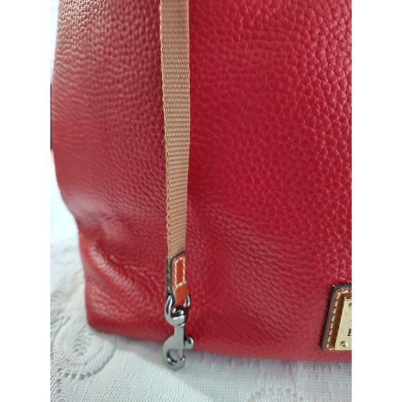 Dooney & Bourke Red Paige Sac Large Shoulder Bag Pebble Grain Leather Tassels - Picture 10 of 16